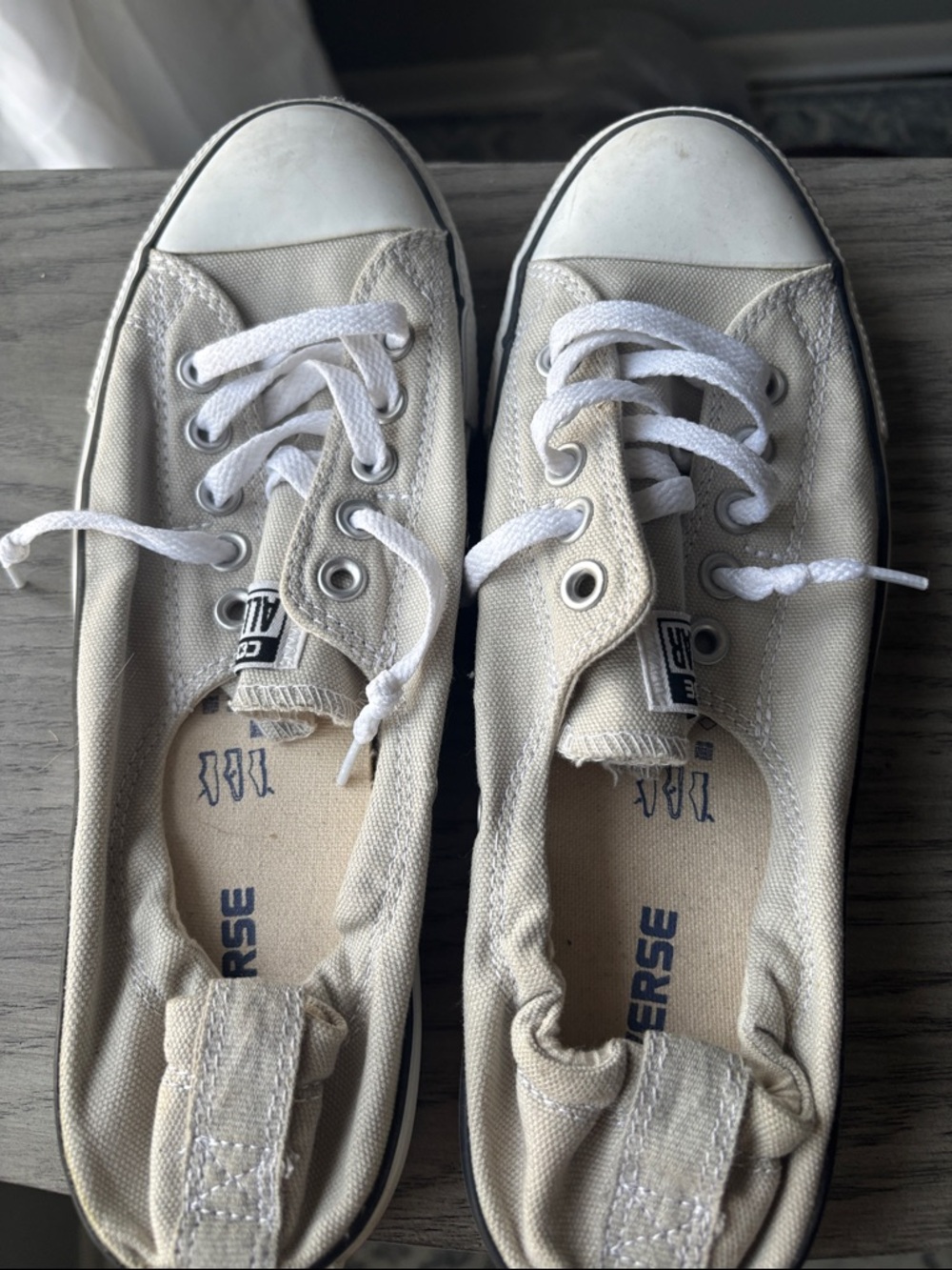 Converse Slip-On Low-Top Sneakers in Cream and White - Picture 2 of 3
